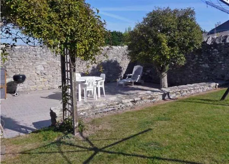 Сasa de vacaciones Custren, Esquibien Villa
